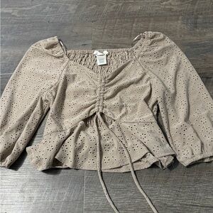 URBAN Romantics Taupe Eyelet Ruched Peasant Blouse